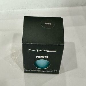 Mac Pigment - Mutiny